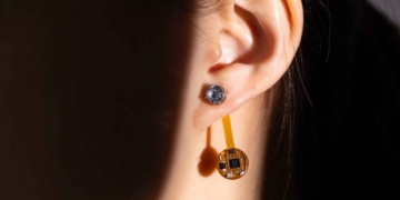Thermal Earring smart earrings