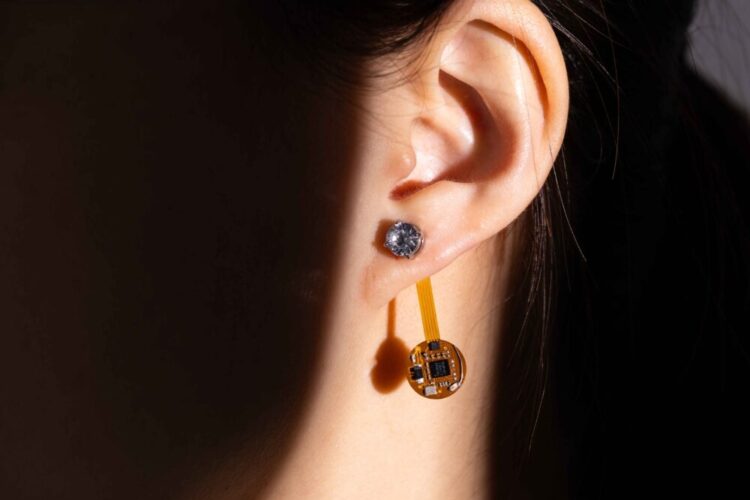 Thermal Earring smart earrings