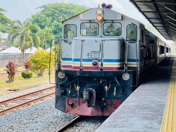 ktmb shuttle tebrau