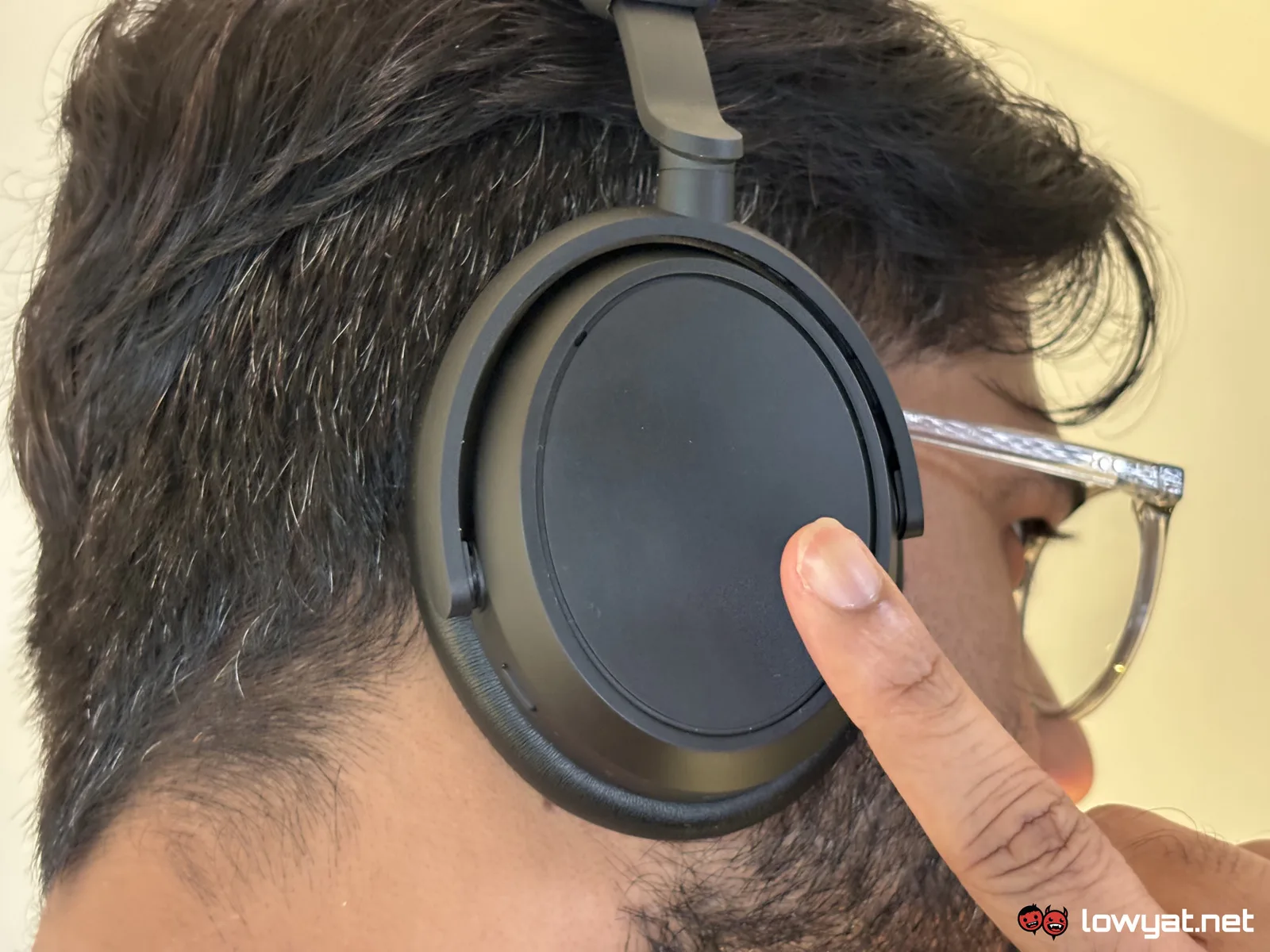 Sennheiser Accentum Plus