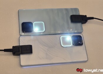 vivo V30 with V30 Pro with light