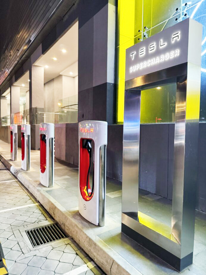 Tesla Sunway Carnival Supercharging Station