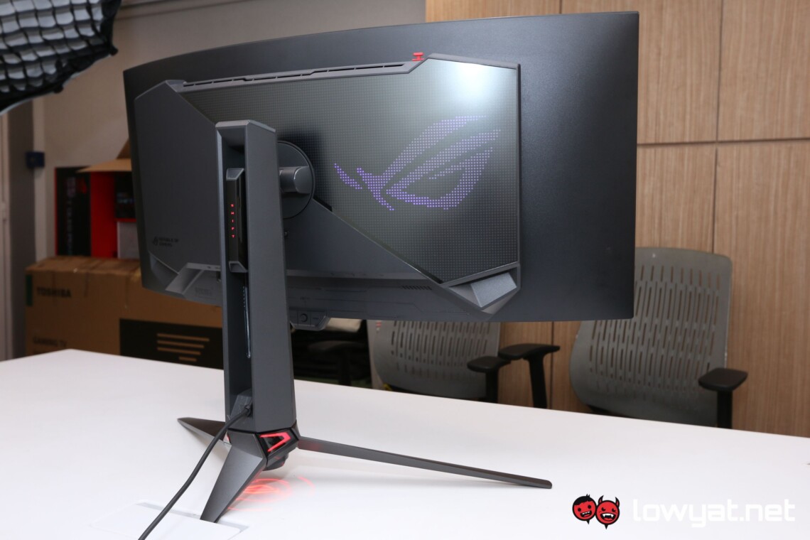 ASUS ROG Swift OLED PG34WCDM Lightning Review: A Comfortable Curvy ...