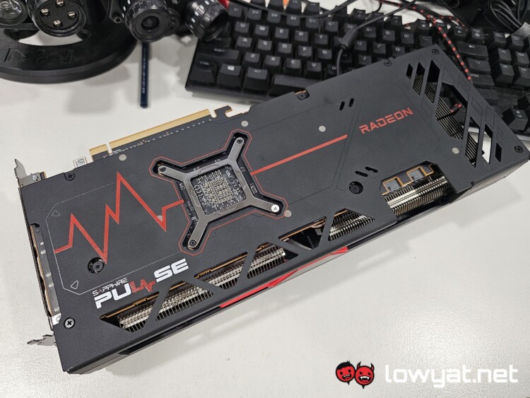 Sapphire-Pulse-Radeon-RX-7900-GRE-4