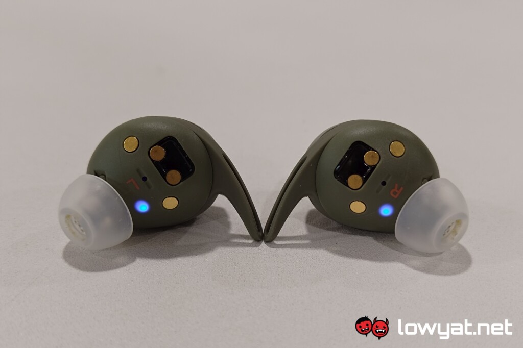 Sennheiser Momentum Sport sensors