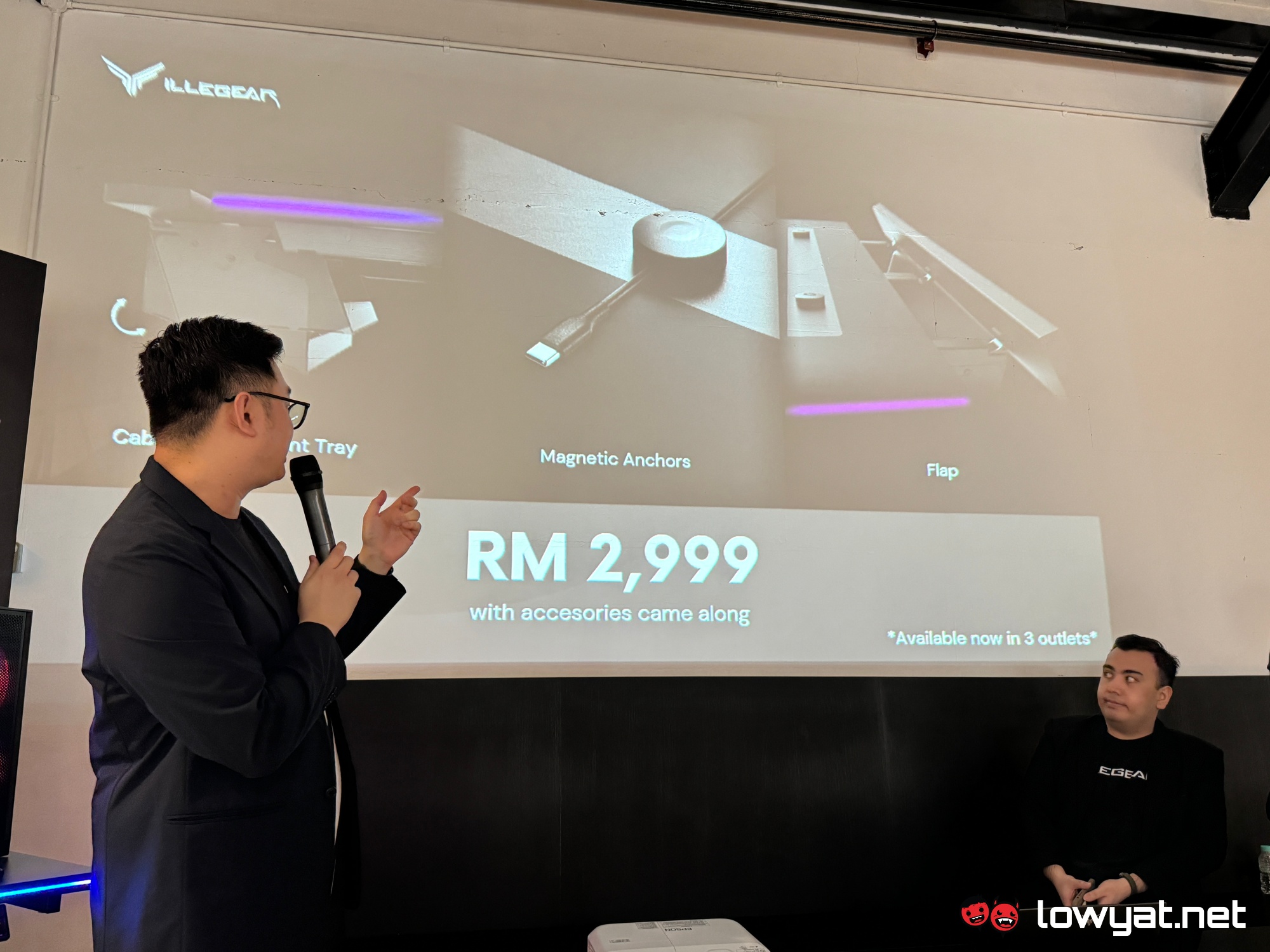illegear orion gaming desk launch