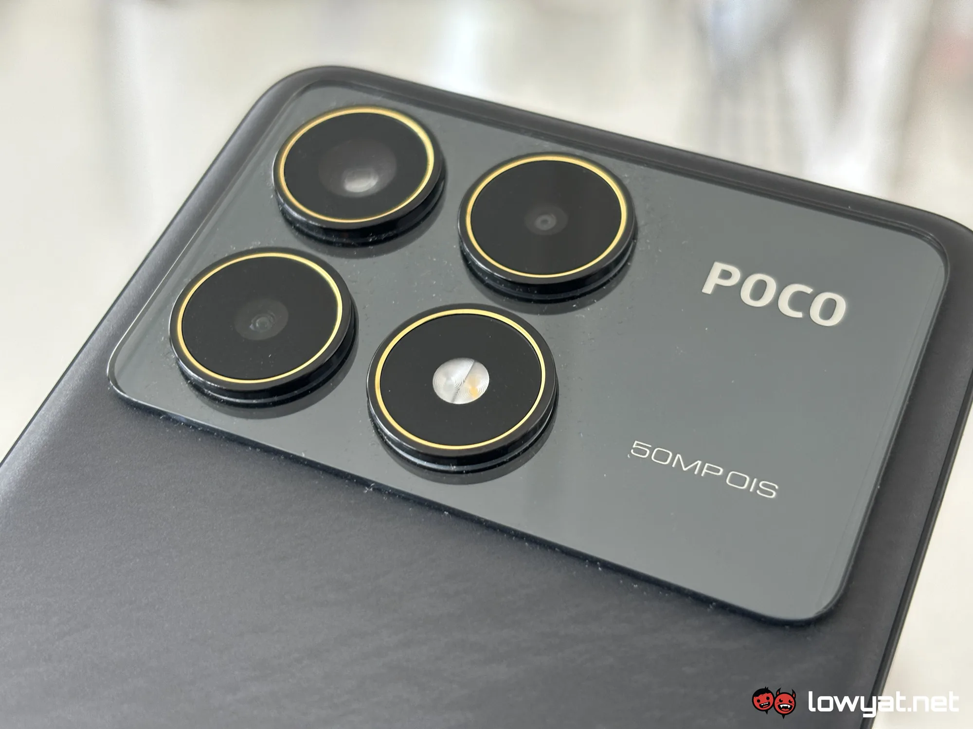 poco f6 series