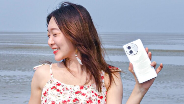 vivo v30e portrait smartphone