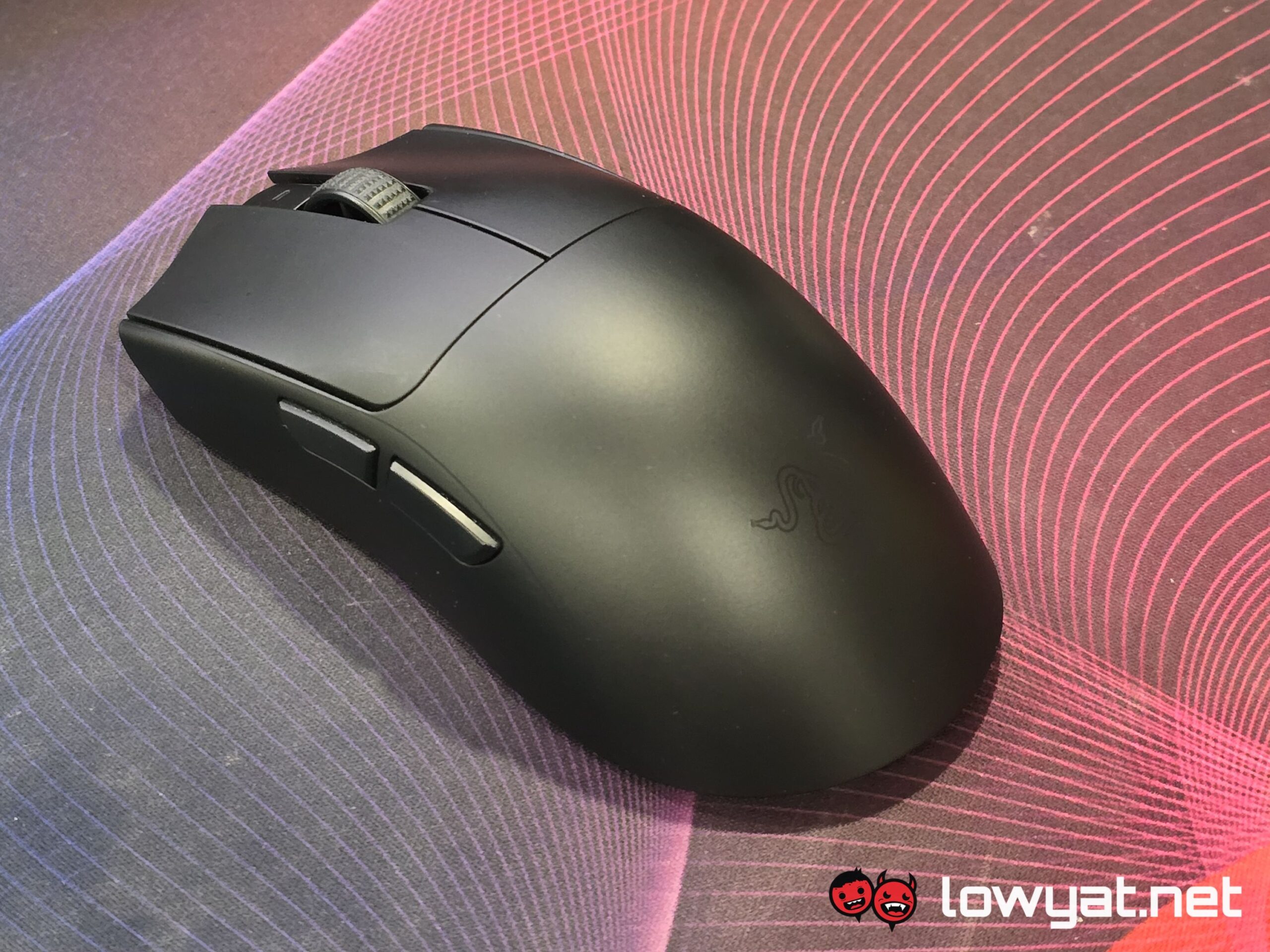 Razer Viper V3 Pro Lightning Review: Lightweight Wireless