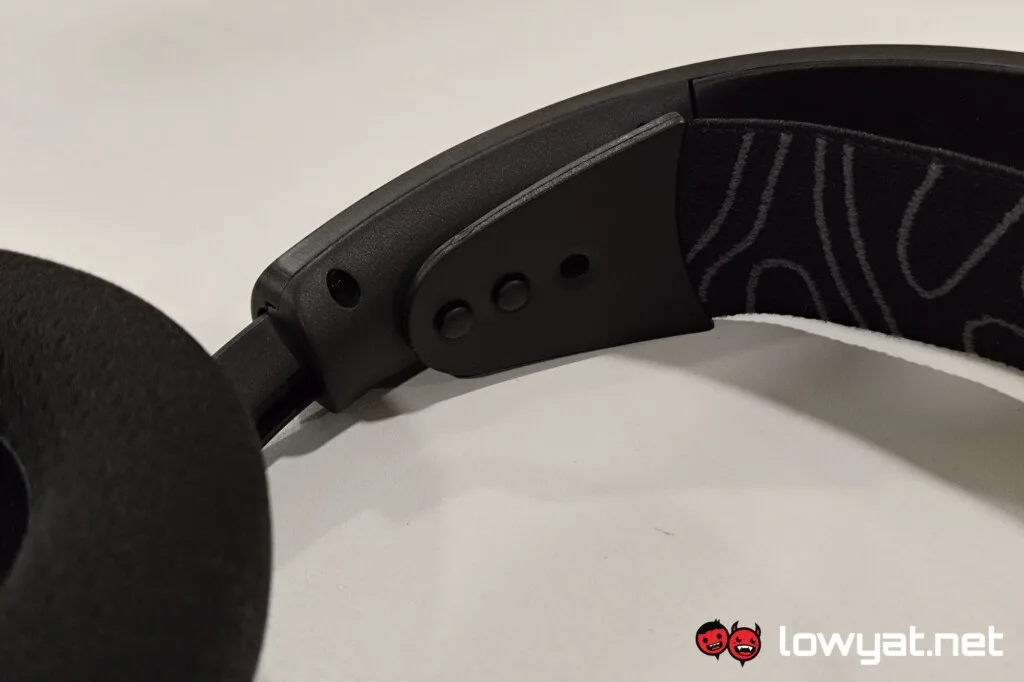 SteelSeries Arctis Nova 5 Wireless band