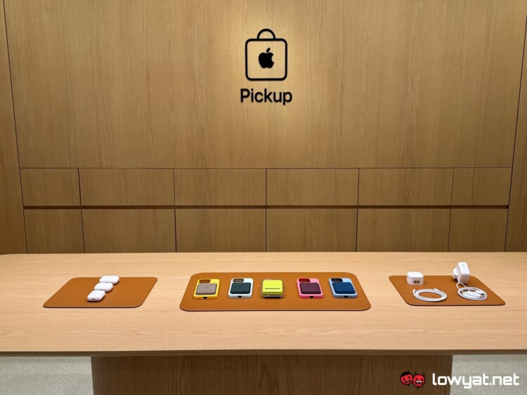apple store trx interior