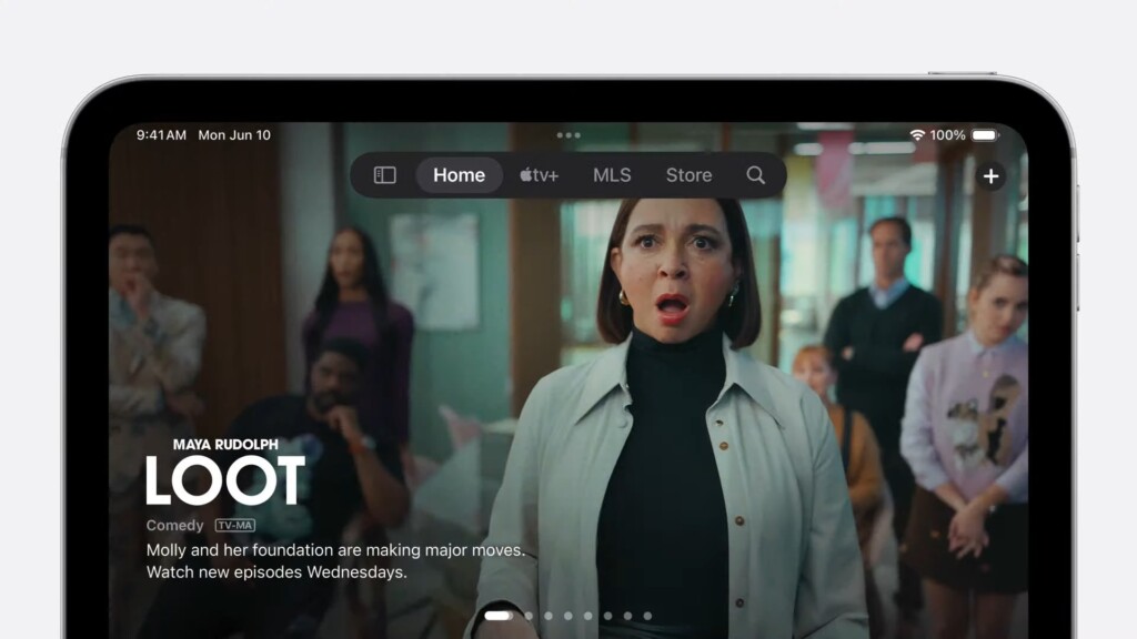 iPadOS 18 tab bar