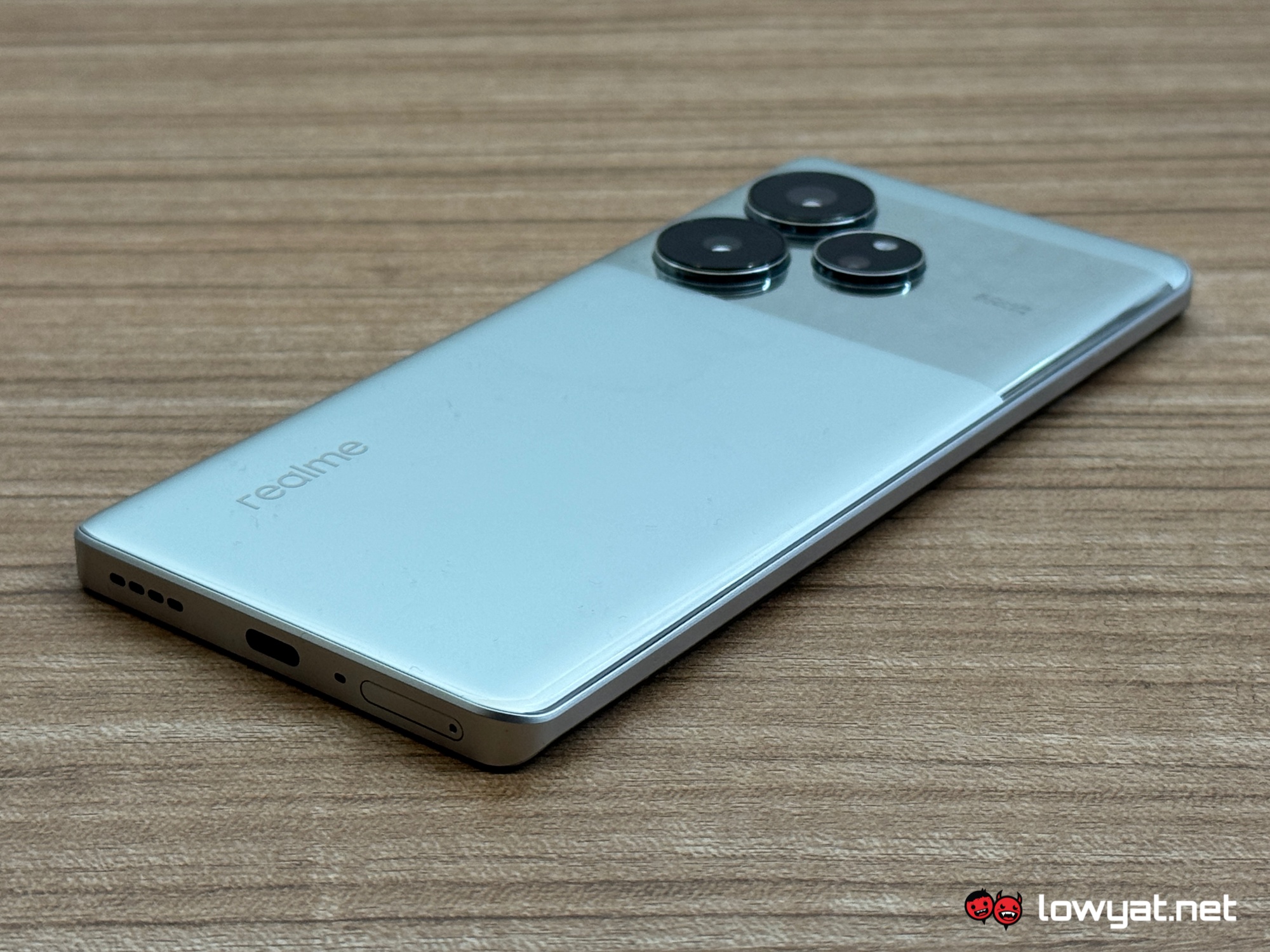 realme GT 6 review