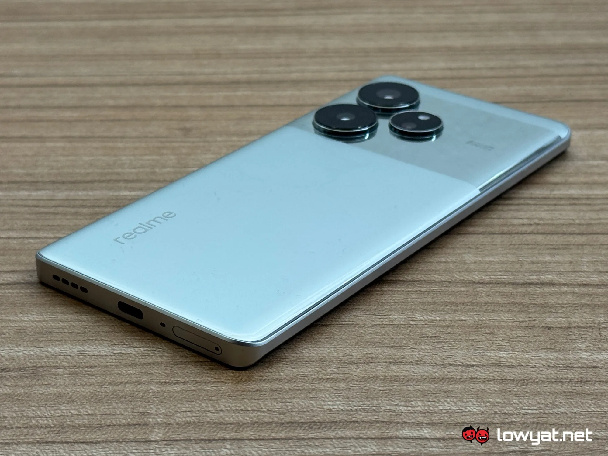 realme GT 6 review