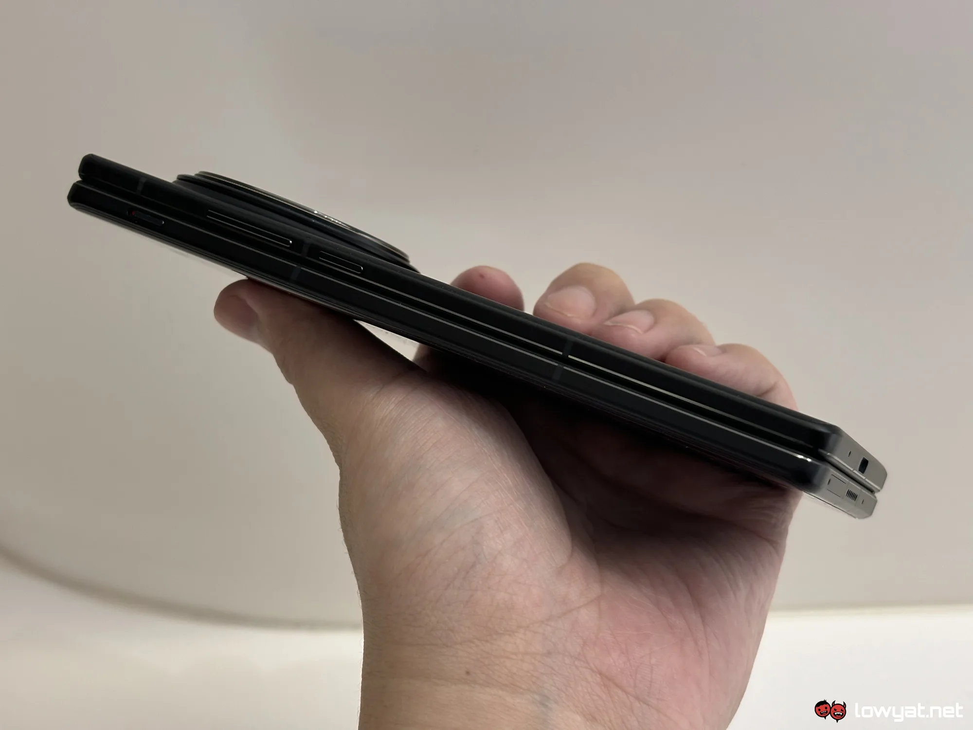 vivo X Fold3 Pro