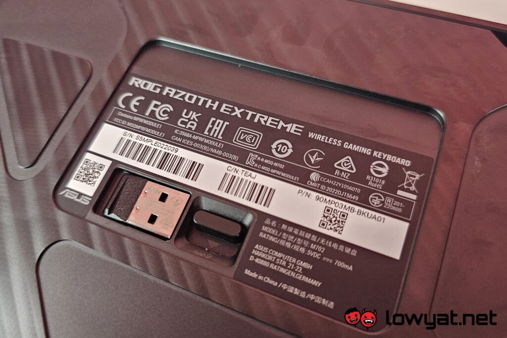 ASUS ROG Azoth Extreme gasket w dongle