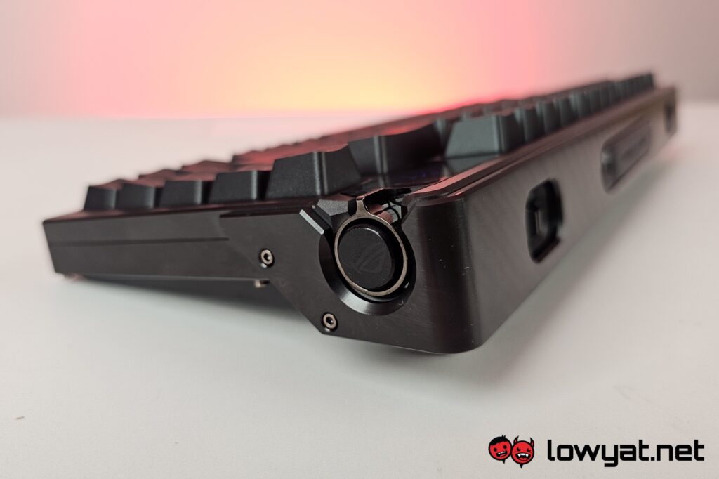 ASUS ROG Azoth Extreme knob