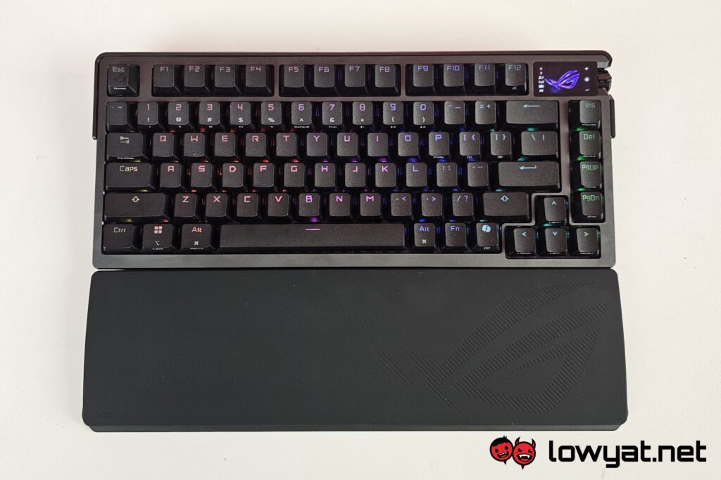 ASUS ROG Azoth Extreme w wristrest