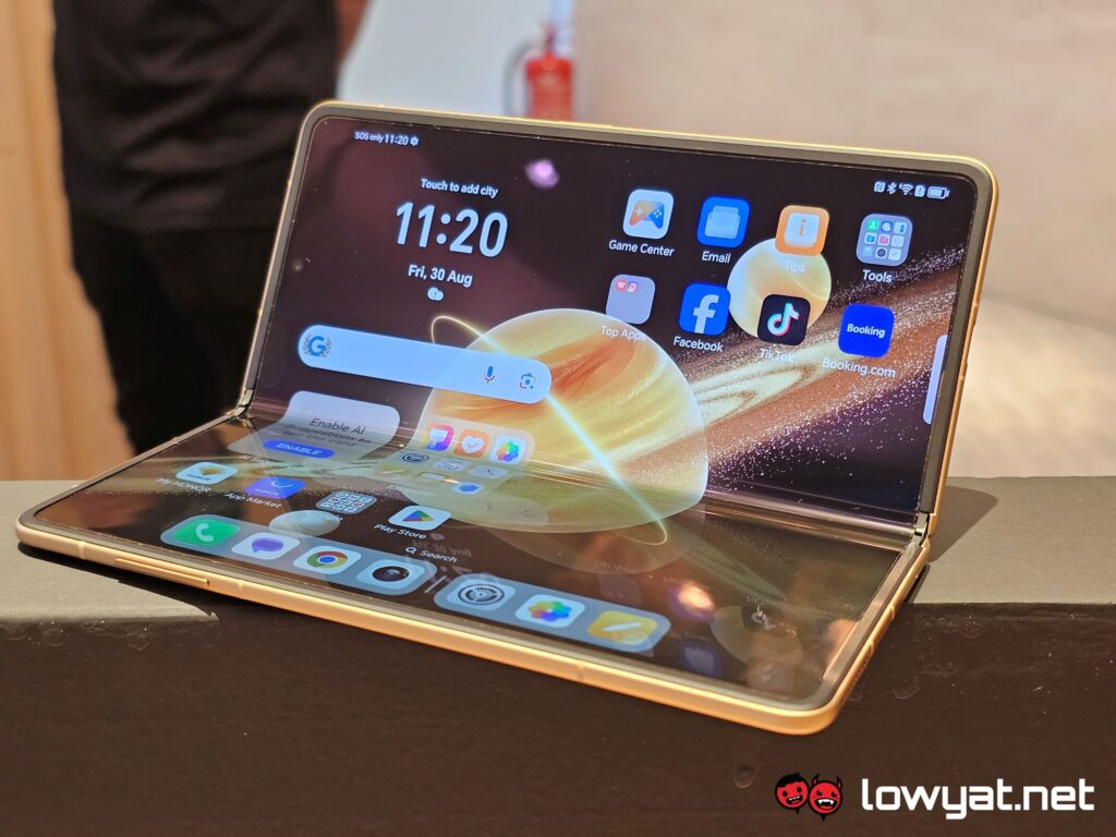 Honor-Magic-V3-Media-Preview-6