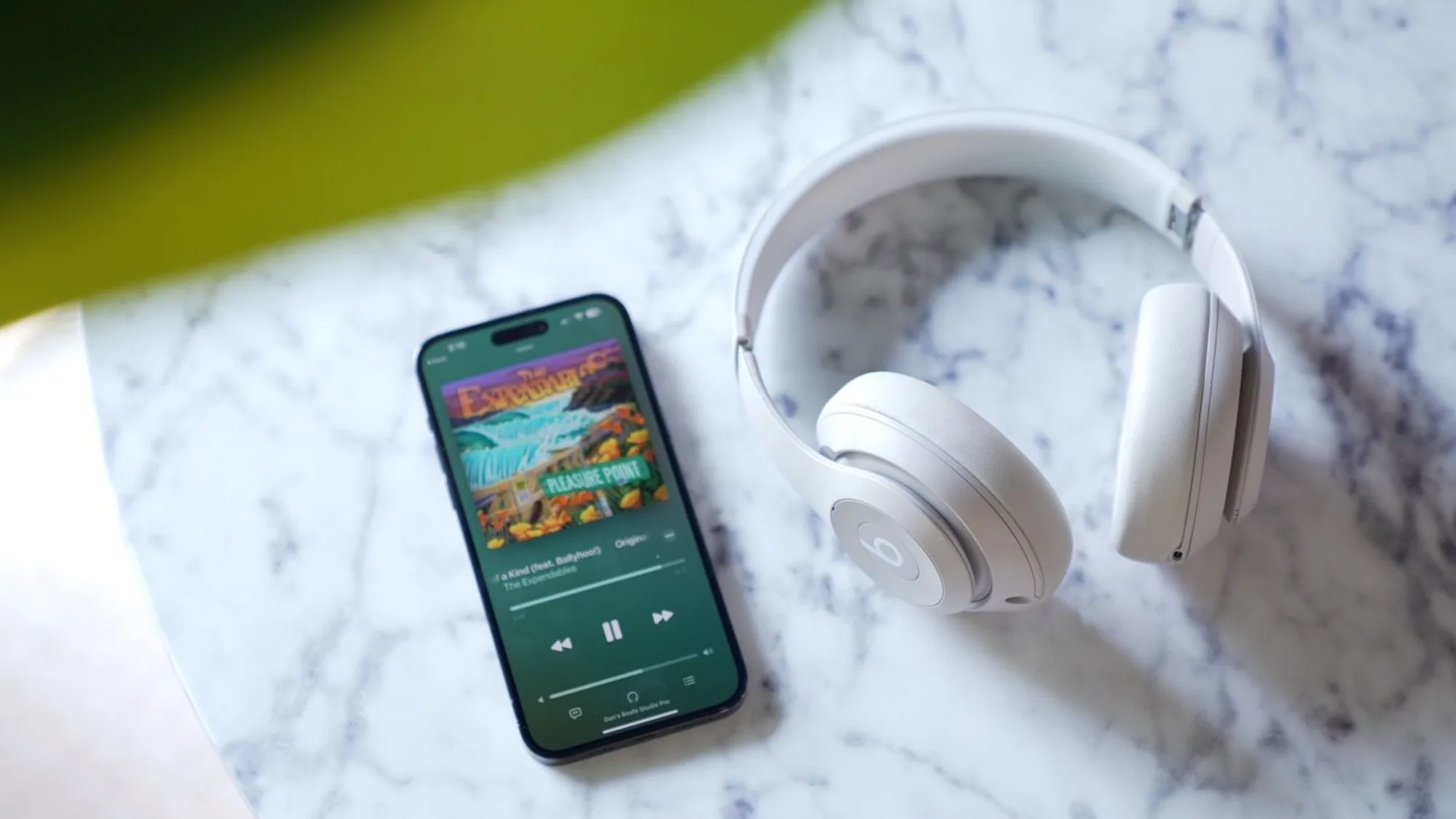 NEW-Apple-Beats-AudioSharing