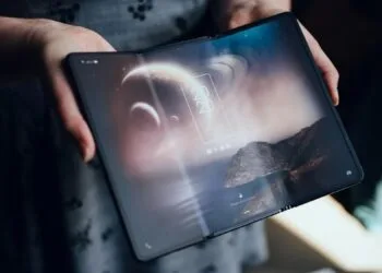 NEW-OppoTrifold-phone-Reveal