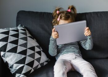 NEWTablet-Kids-Tantrums-Study