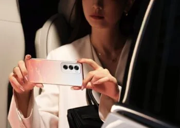 OPPO Reno12 Sunset Pink