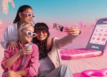 HMD Barbie Phone announced