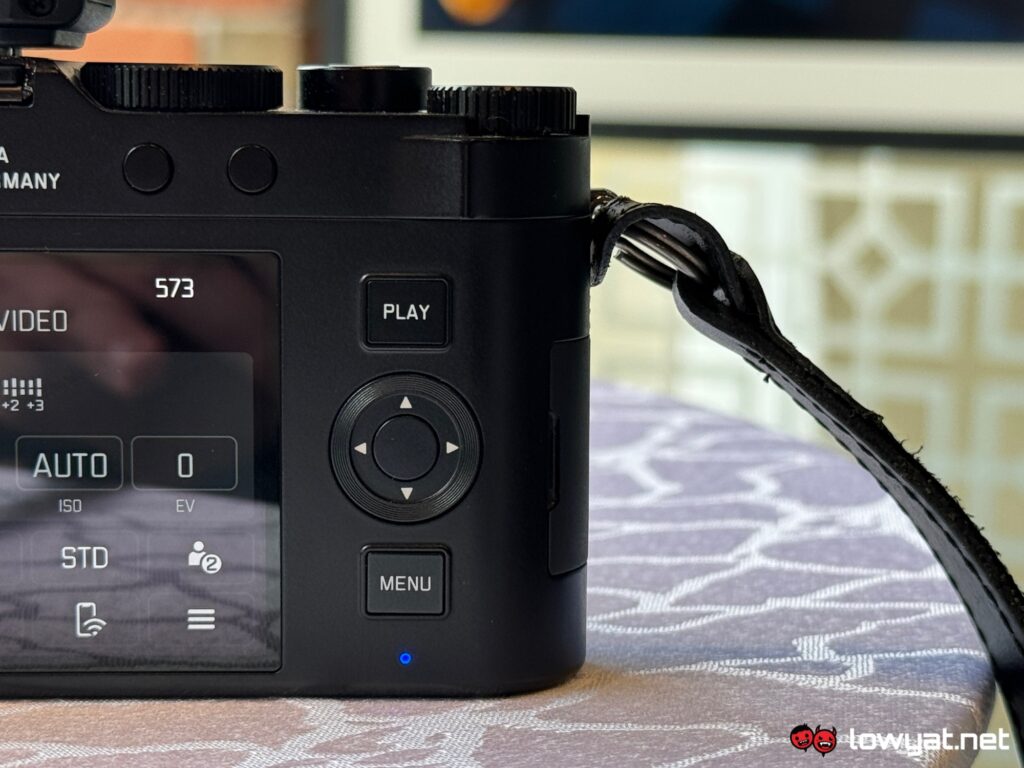 leica d-lux 8 hands on