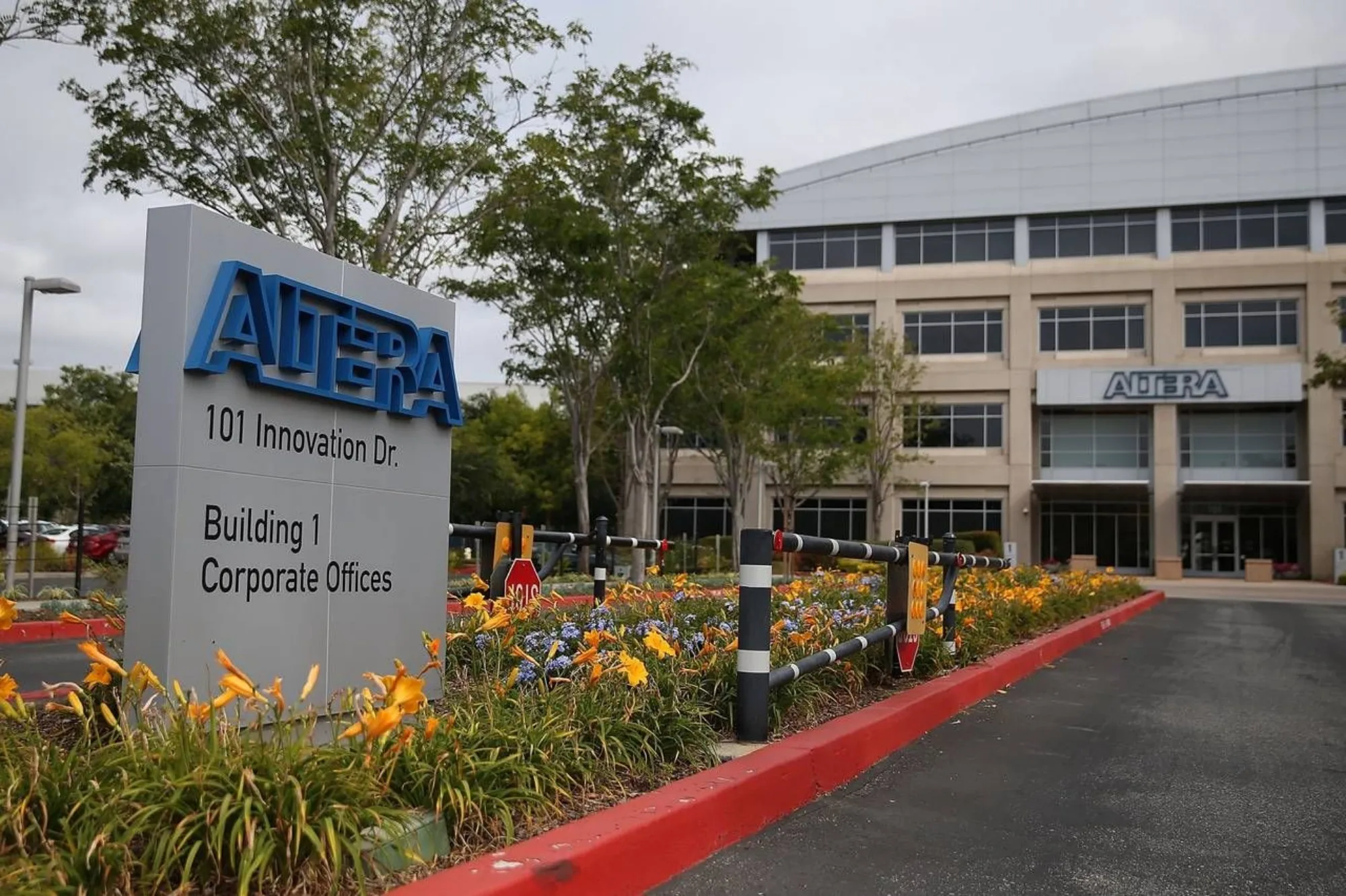 Intel-Asset-Clearence-Disinvestments