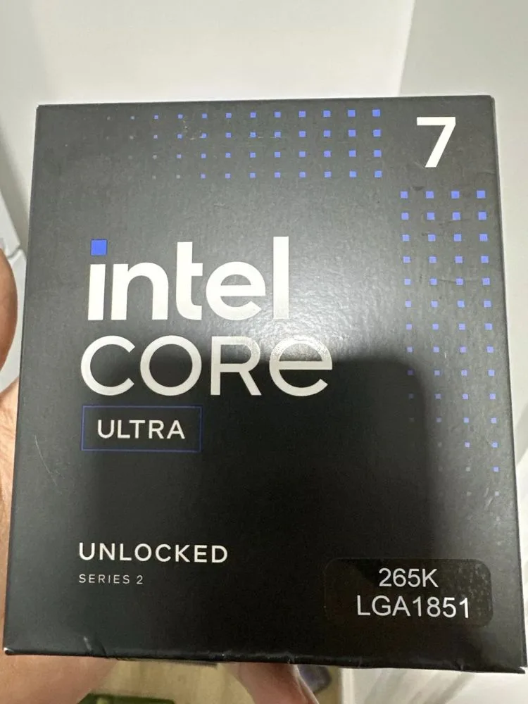 Intel-Core-Ultra-7-265K-Retail-2