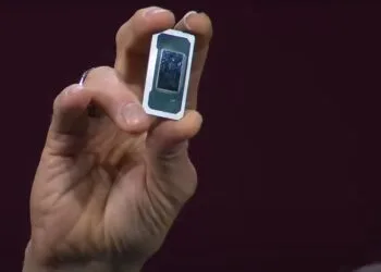 Intel-Panther-Lake-18A-First-Sample-Lenovo-Tech-World-1