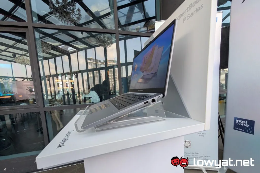 ASUS Expertbook P1 right
