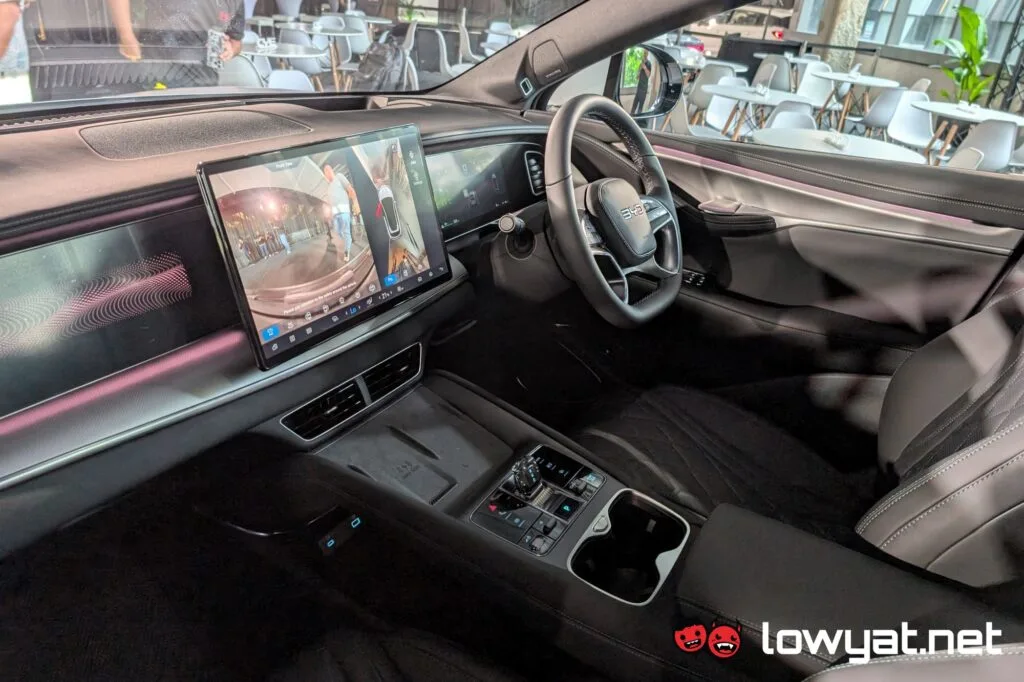 BYD Sealion 7 interior