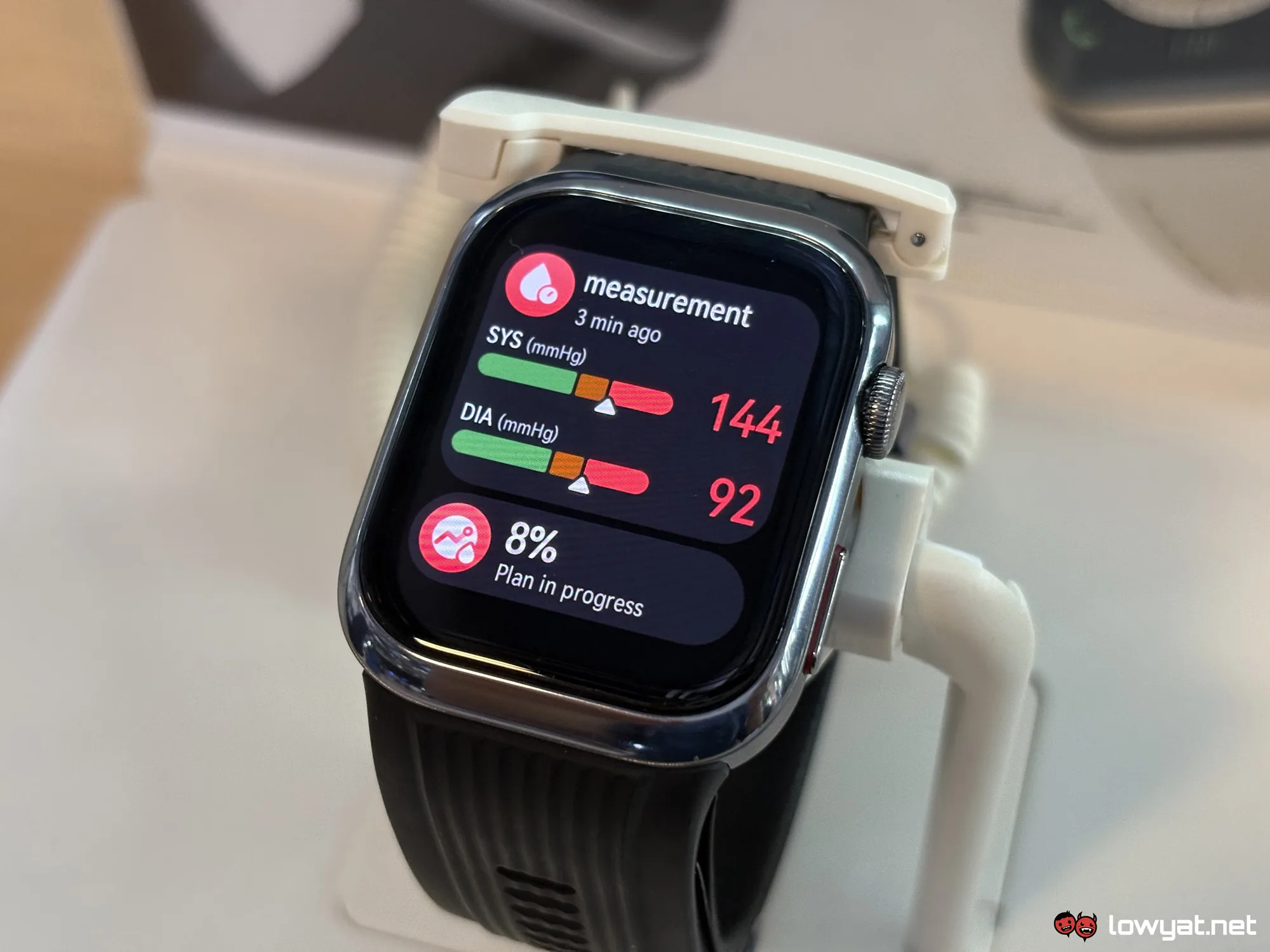Huawei Watch D2