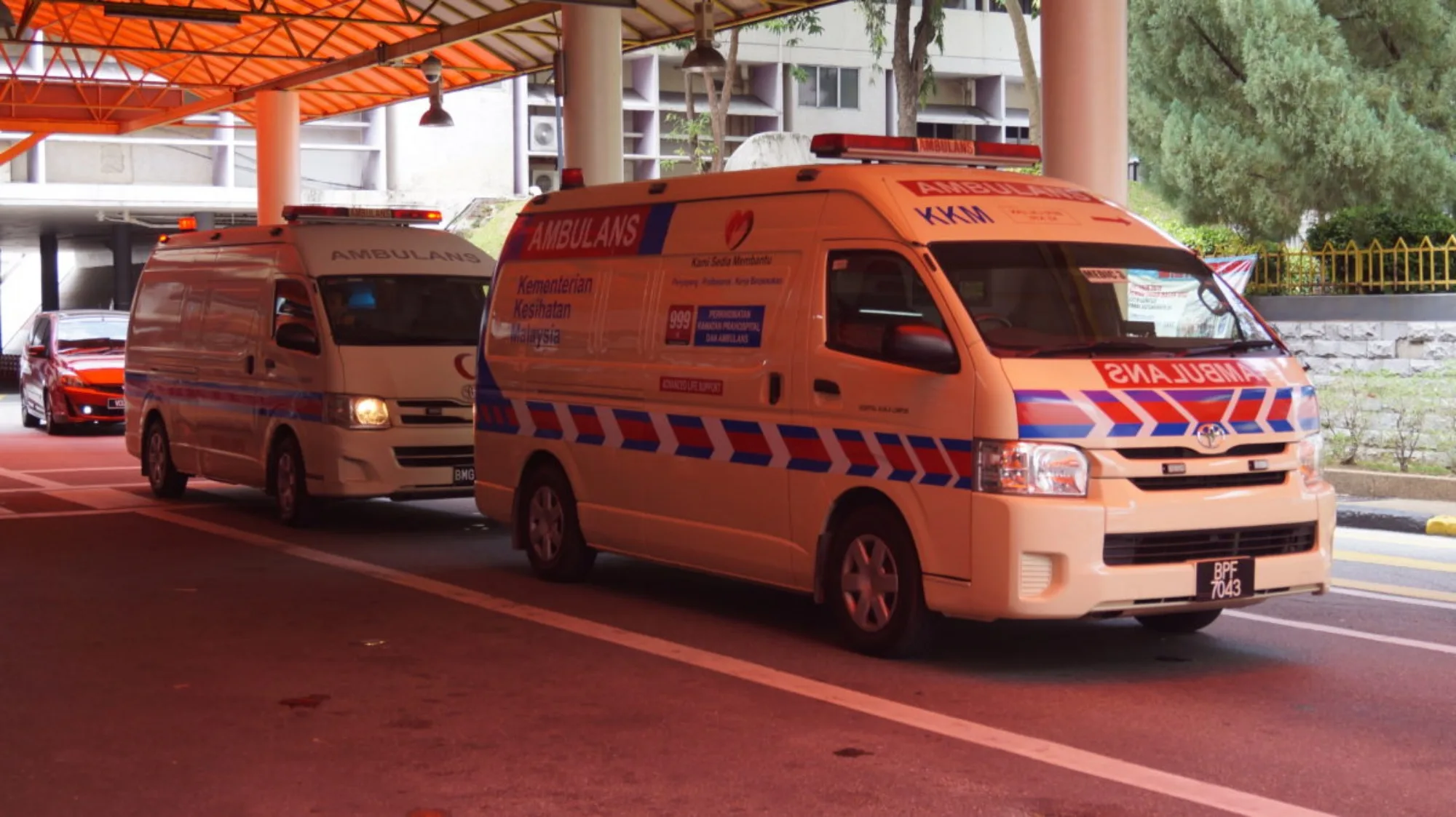 Govt's New MediAsas Basic Medical Plan Starts From RM60/Month; Pilot Begins End-July 5 MOH ambulance hailing service app