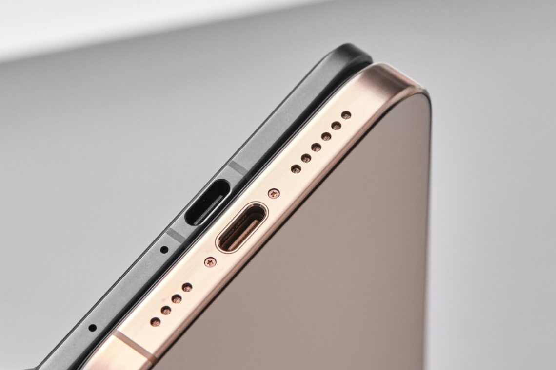 OPPO Find N5 teaser 1