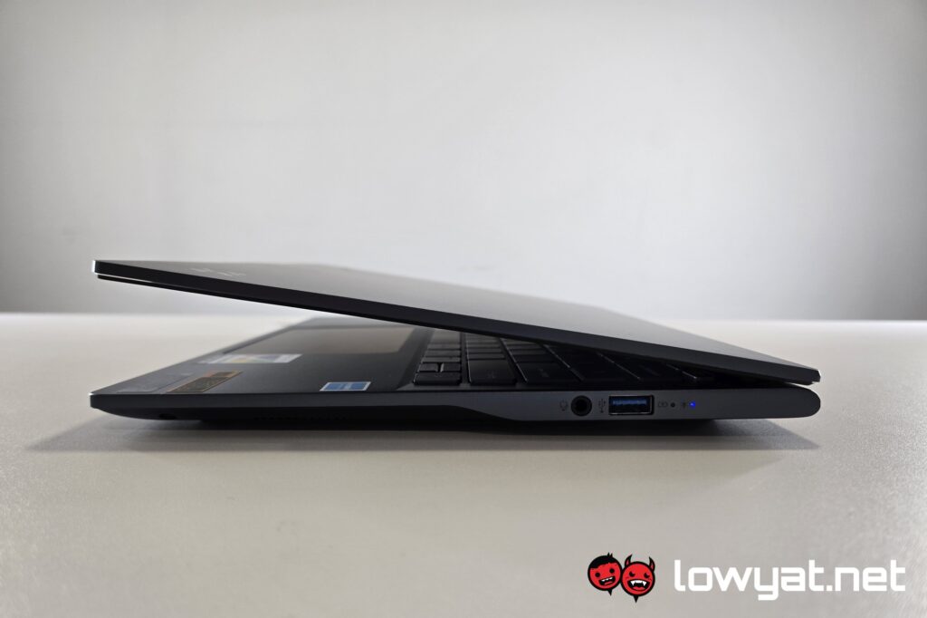 Acer Swift 14 AI right