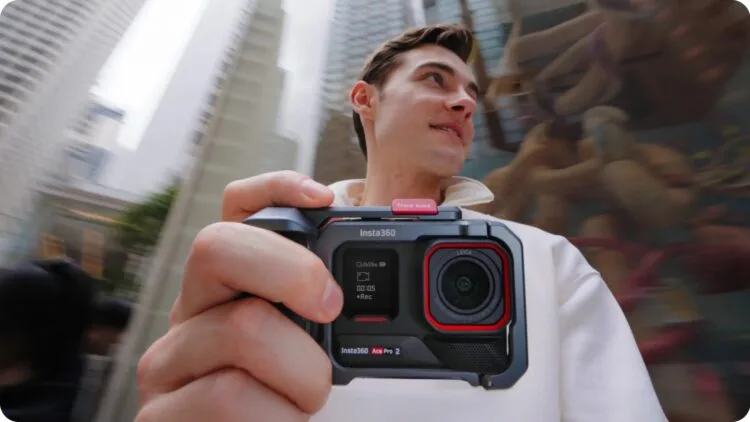 Insta360 Xplorer Grip Ace Pro 2