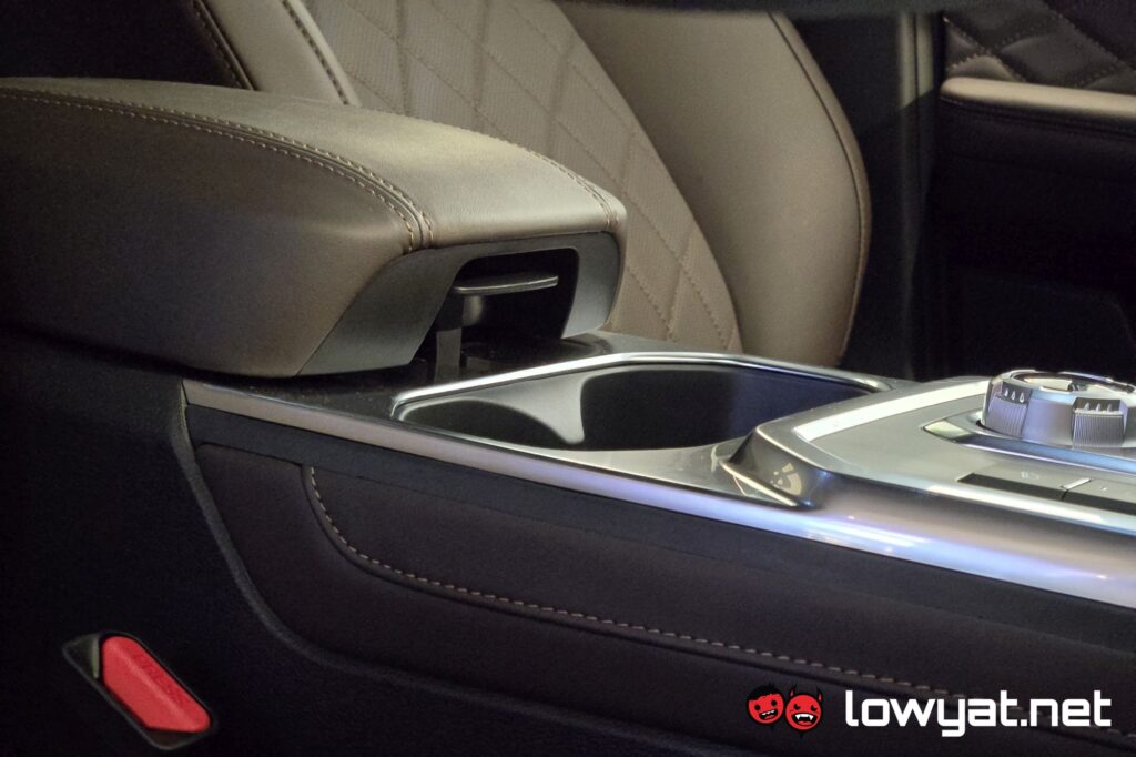 JAC T9 armrest fan