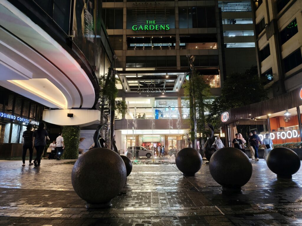 OPPO Reno13 Pro sample 2 night