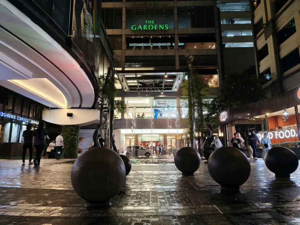 OPPO Reno13 Pro sample 2 night