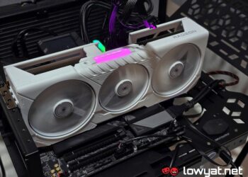 Sapphire-Pure-Radeon-RX-9070-XT-10