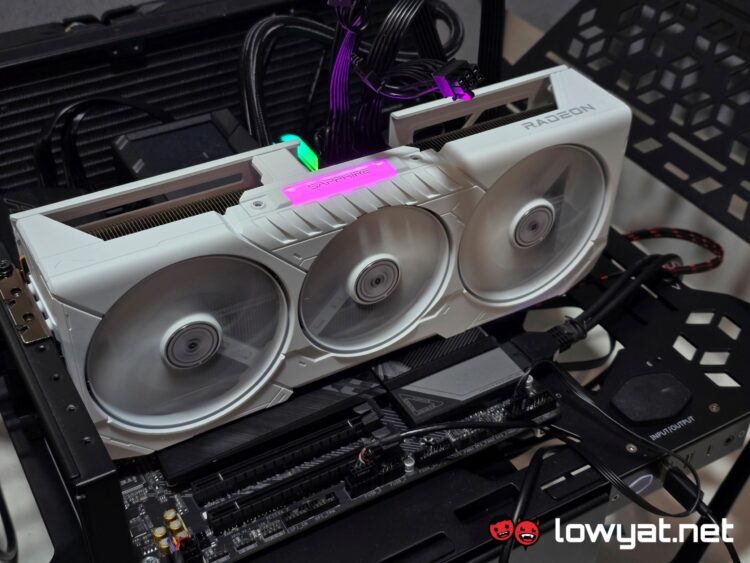 Sapphire-Pure-Radeon-RX-9070-XT-10