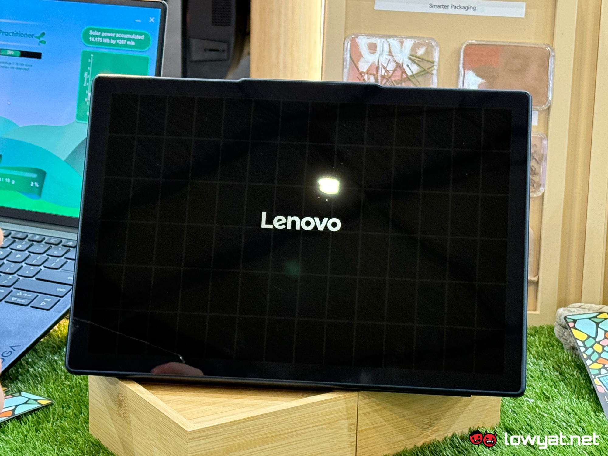 lenovo solar laptop mwc 2025