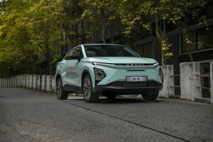 Chery Omoda E5