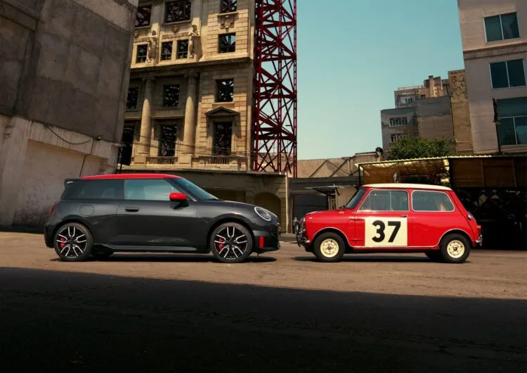 First Ever Electric Mini JCW launched