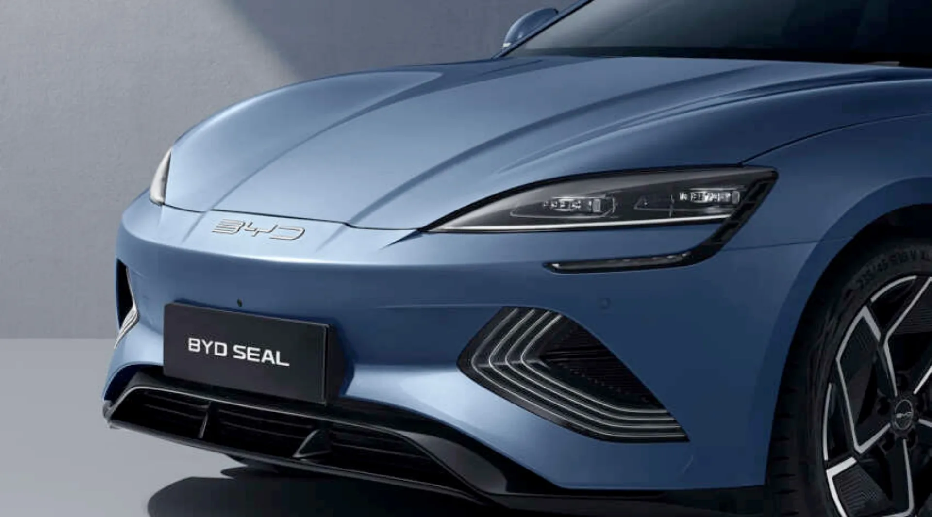 BYD Seal Singapore front view