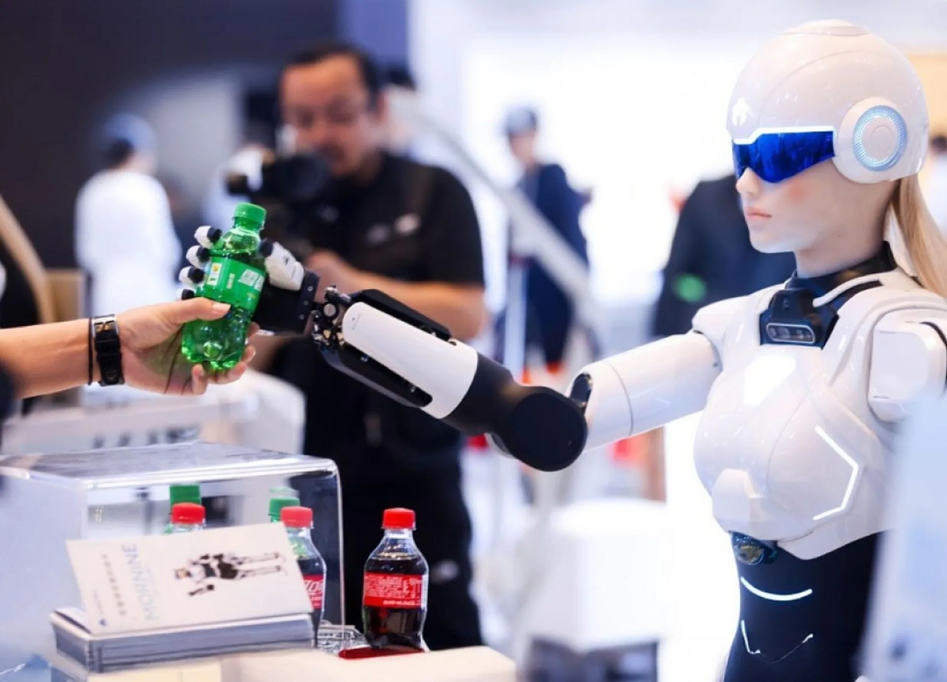Aimigo humanoid robot 