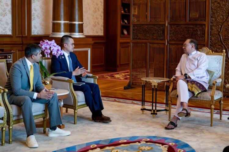 Anwar meets former Binance Founder blockchain Malaysia
